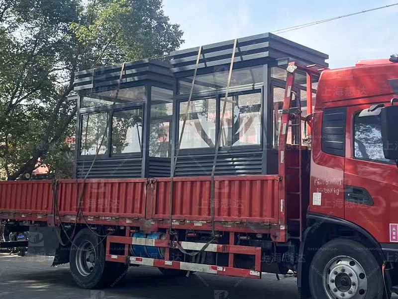 基礎方形鋼結構崗亭03